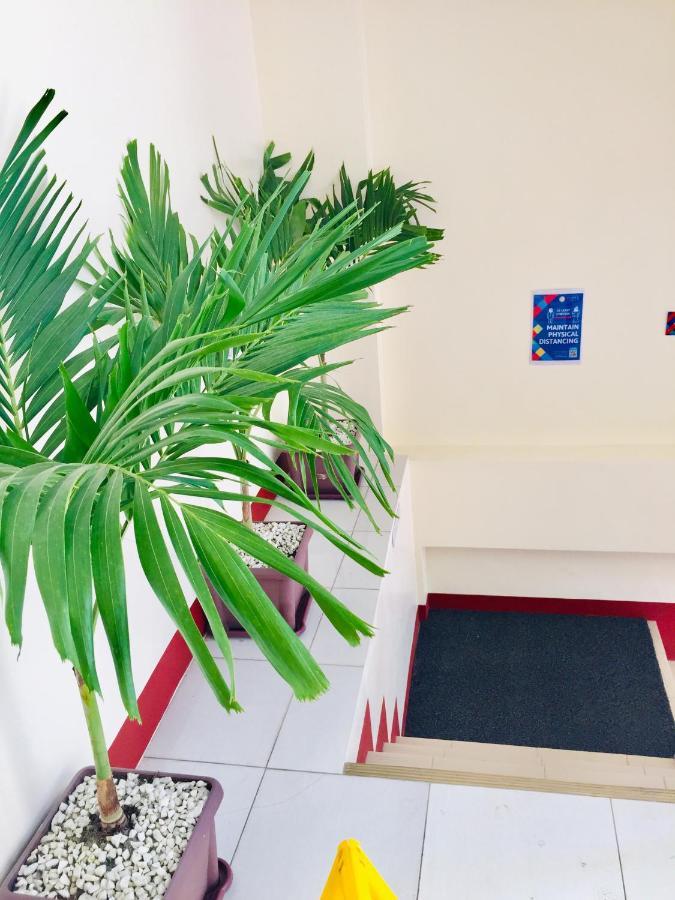Jprime Apartelle Tuguegarao City Eksteriør billede