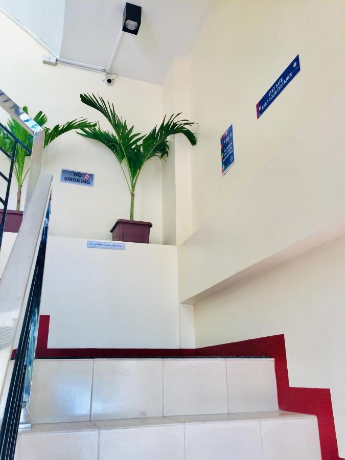 Jprime Apartelle Tuguegarao City Eksteriør billede