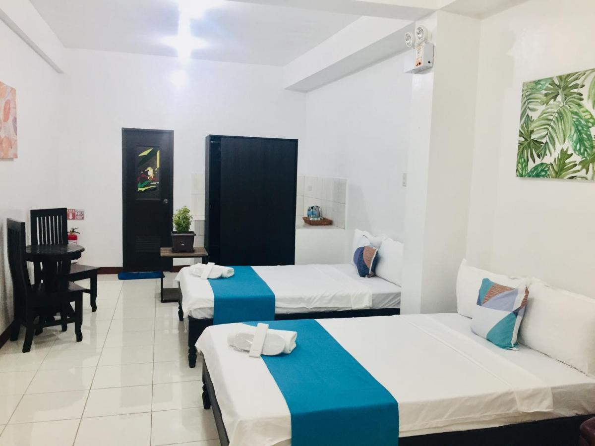 Jprime Apartelle Tuguegarao City Eksteriør billede